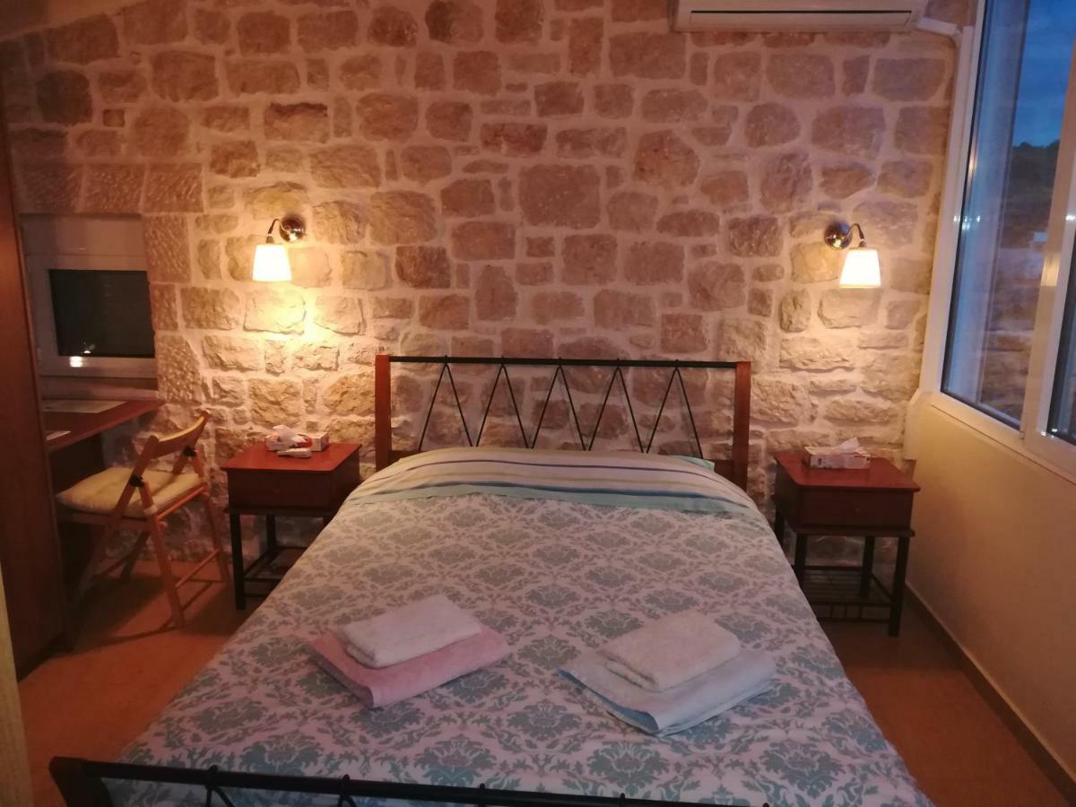 Tolón Stone House In Olive Grove 빌라 외부 사진